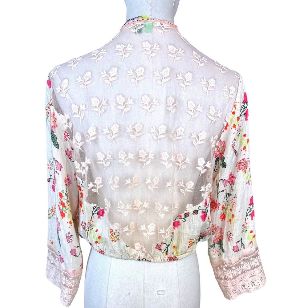 Farm Rio Brazil NWT SZ SM Cropped Blouse Off White Floral Lace Sheer Back Boho - Picture 4 of 12